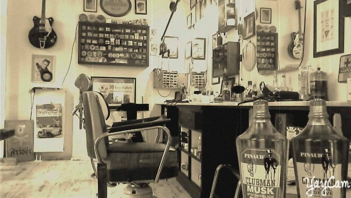 André Arno Lichtenscheidt Al The Barber vom Barbershop by Cutcorner in Düsseldorf im Interview auf mein-vollbart.de